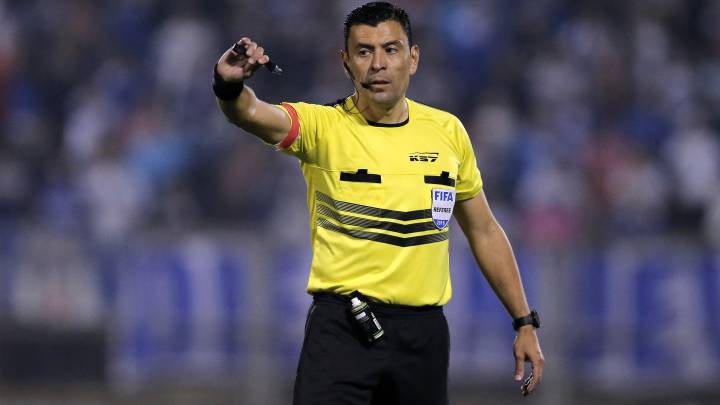 El nuevo desafío de nivel mundial que tendrá el árbitro Roberto Tobar