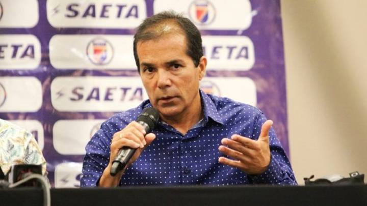 Miguel Perdomo es el entrenador de una de las sorpresas de la Copa del Mundo en Brasil. En la previa del duelo dejó claro que "el que no puntúe está fuera".