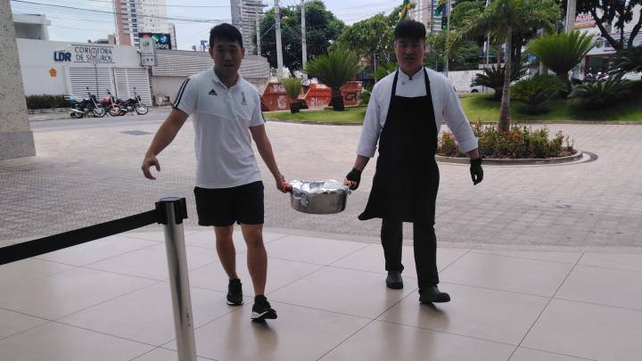 La delegación de Corea del Sur se hospeda en el Hotel Clarion de Goiania, el mismo en el que está la Roja, pero las instalaciones para ellos no fueron suficientes.