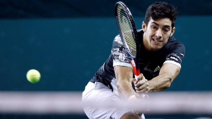El chileno tuvo una gran paciencia y fortaleza mental para imponerse al estadounidense en dos tie breaks. Ahora irá por el local Jérémy Chardy.