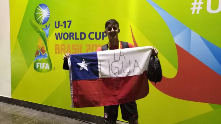 La alegría del camarín de Chile, el detalle en los guantes de Julio Fierro, y cambios en las indicaciones de la FIFA marcaron el triunfo ante los centroamericanos en el Mundial.