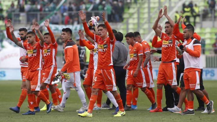 La resignación en Cobreloa por jugar en medio de la crisis social