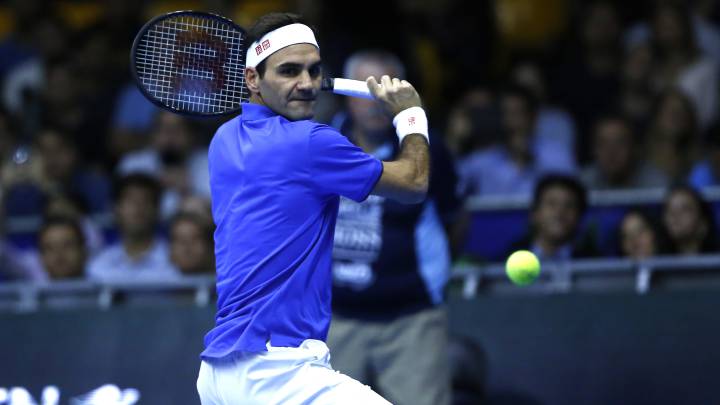 Federer da una exhibición de lujo y se va de Chile como un rey