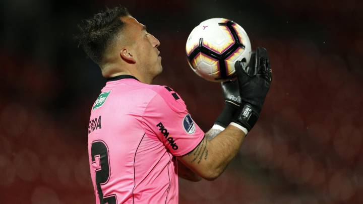 Fabián Cerda quedó sin club tras ser titular casi todo el año en Palestino. El club árabe decidió no renovarle, ya que no estaba en los planes de Ivo Basay.