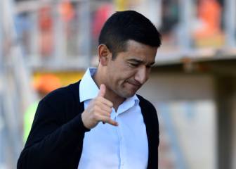 Víctor Rivero sorprende y deja la banca de Cobreloa