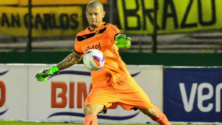 Palestino suma a ex meta de Peñarol y mundialista juvenil