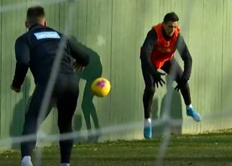 La 'guerra' de pelotazos entre Alexis y Lautaro en el Inter