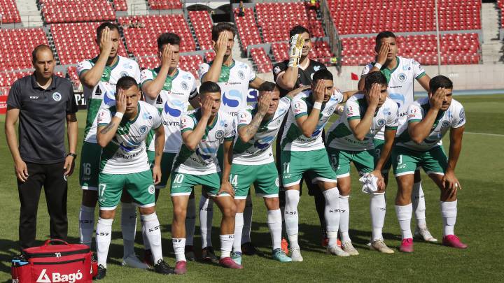 El emotivo gesto de los jugadores de Puerto Montt previo al partido