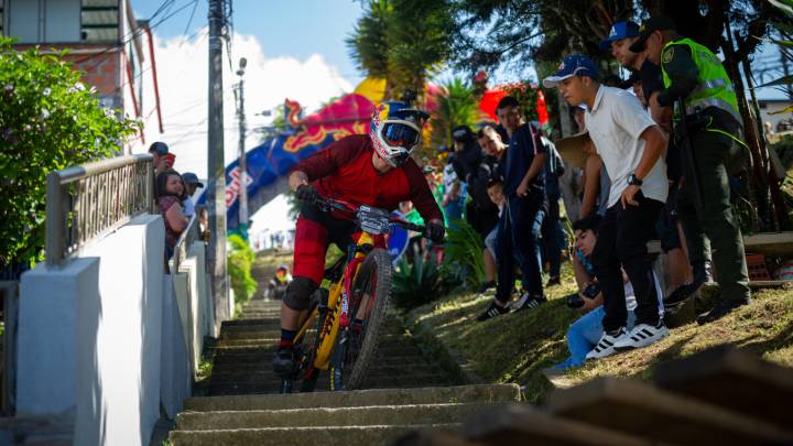 El checo recorrió la pista colombiana en sólo 59.89 segundos y cortó una racha de nueve años liderados por el colombiano Marcelo Gutiérrez.