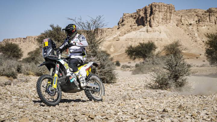 Quintanilla sufre en la 10° etapa y se aleja del líder del Dakar