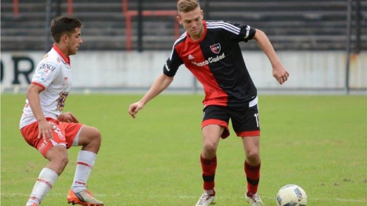 Delantero formado en Newell's es nuevo refuerzo de Wanderers