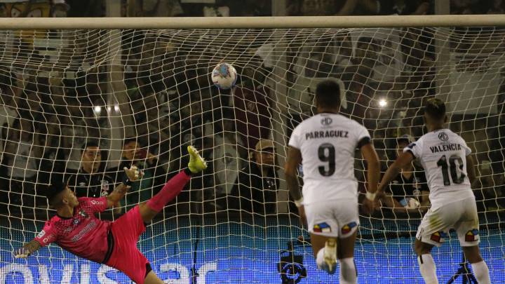 El nuevo Colo Colo ilusiona
