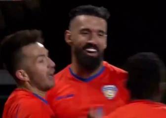 La gran jugada entre chilenos en nuevo golazo de Villanueva