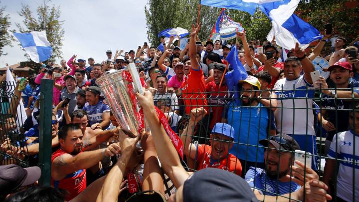 ¿Por qué no se venderán entradas para hinchas de Católica?