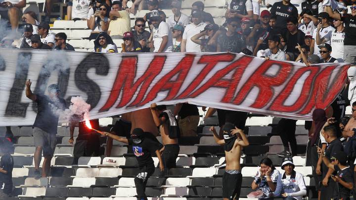 Los incidentes que detuvieron el clásico durante siete minutos