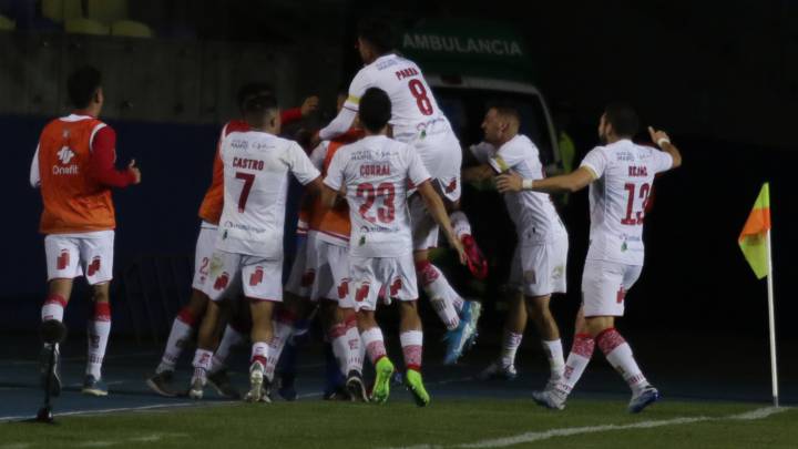 Curicó Unido lo da vuelta y le arruina la fiesta al Campanil