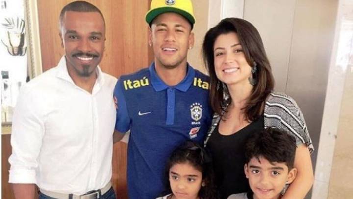 El cantante brasileño que se presenta hoy en el Festival de Viña del Mar, reveló en 2018 detalles de su relación de amistad con el actual futbolista del PSG.