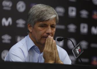 Revelan imagen de Mayne- Nicholls reunido con Pellegrini