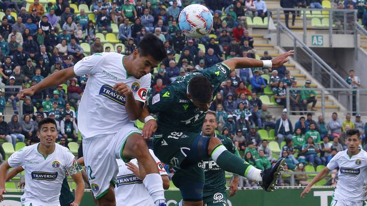 Audax amarga a Wanderers que no puede salir del fondo