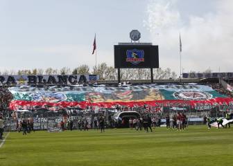 Hinchas de Colo Colo sufren dura agresión en Bolivia