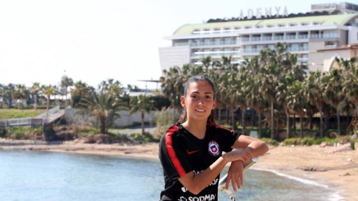 La desconocida historia de la nueva figura 'europea' de la Roja Femenina