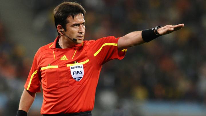 El ex árbitro profesional tendrá la misión de calificar el arbitraje virtual para añadirle una nueva arista a la competición que reunirá a 32 equipos de todo el país.