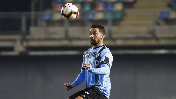 Manuel Iturra deja el fútbol