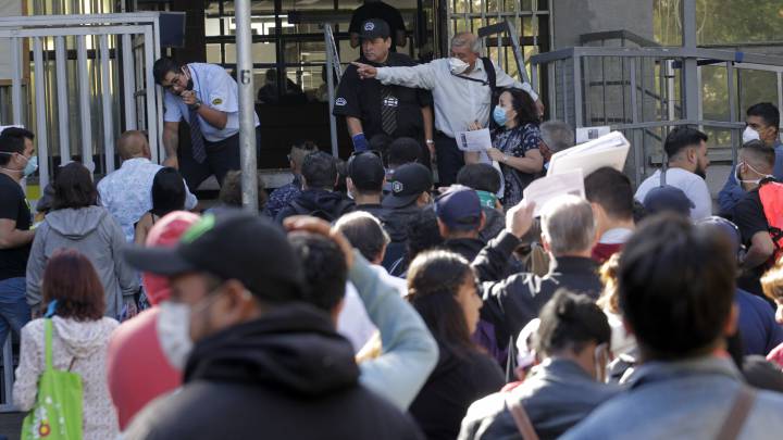 Ingreso Familiar de Emergencia: en qué bancos se paga el beneficio de forma presencial