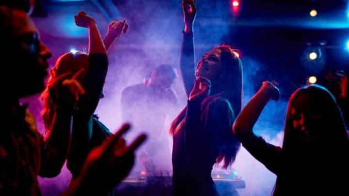 Carabineros detuvo a 29 personas en fiesta clandestina en Santiago