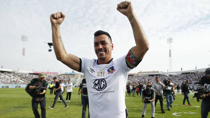 Esteban Paredes en Colo Colo: El goleador de los 300 partidos