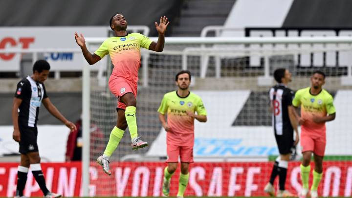 El City avanzó a semifinales en el retorno de Claudio Bravo