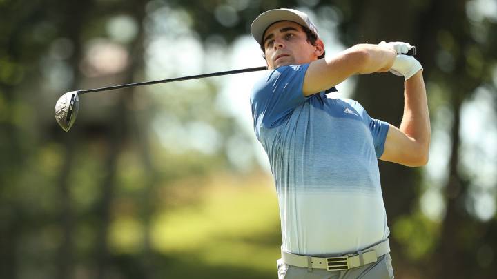 El chileno registró su peor jornada en el Travelers Championship con 5 golpes sobre el par, con lo que cayó al puesto 63 de la clasificación general.