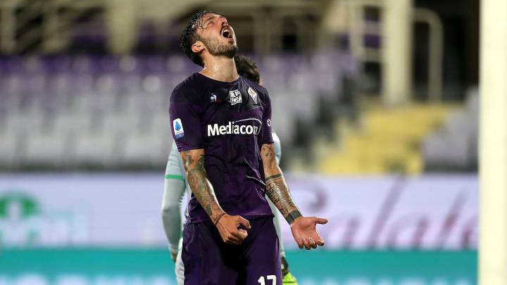 Fiorentina de Erick Pulgar sufrió dura caída como local