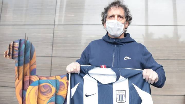 Los detalles del fichaje chileno que obsesiona a Mario Salas