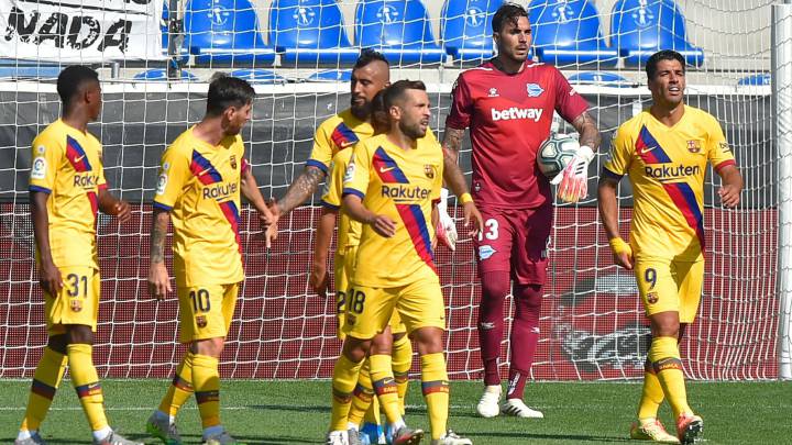 Barcelona y Vidal olvidan los conflictos con sólida goleada