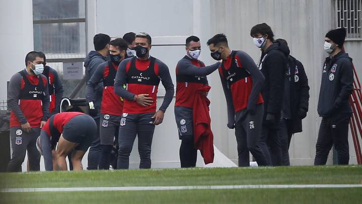 Exámenes PCR y fechas para jugar: así va el plan de Colo Colo
