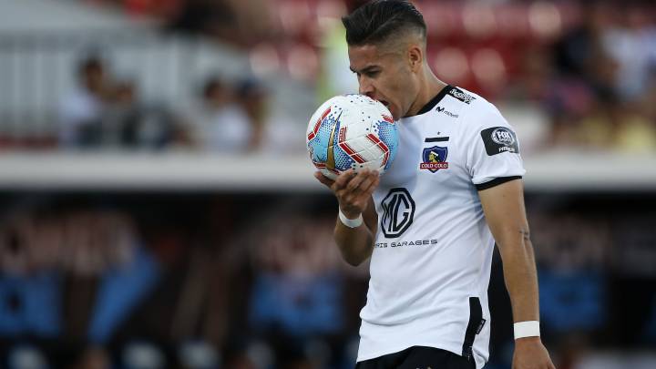 ¿Sigue Opazo? La oferta de Europa que Colo Colo rechazó