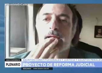 ¡Senador argentino usó una foto de sí mismo para ausentarse de la sesión!