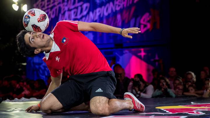 Diego Urzúa, Catalina Vega y Moisés Carruyo superaron la segunda fase y son los únicos chilenos que quedan en competencia para la siguiente etapa.
