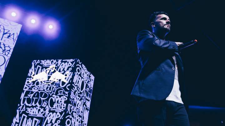El destacado rostro de Canal 13 y el principal MC de Radio Carolina serán parte de la transmisión que se podrá ver por Red Bull TV y Canal 13.
