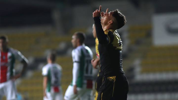 Coquimbo venció a Palestino y Colo Colo se hunde en la tabla