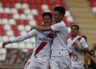 Curicó Unido supera a Coquimbo y sube en la tabla
