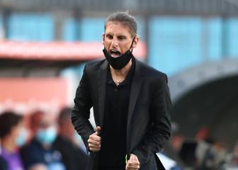 Dura caída de Racing con Arias y Mena como titulares