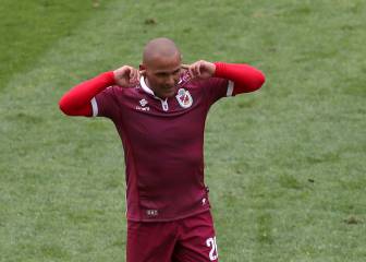 El doblete de Suazo que lo acerca a una marca centenaria
