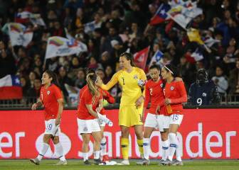 La Roja femenina intensifica su preparación con miras al repechaje