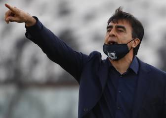 ¡Con 5 delanteros!: el inusual esquema con el que terminó Colo Colo en la Libertadores