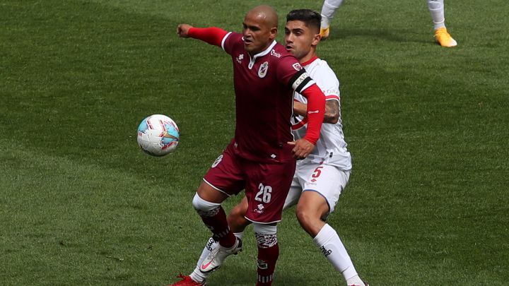 "Todos le queremos dar el pase": la broma de una figura de La Serena por el gol 100 de Suazo