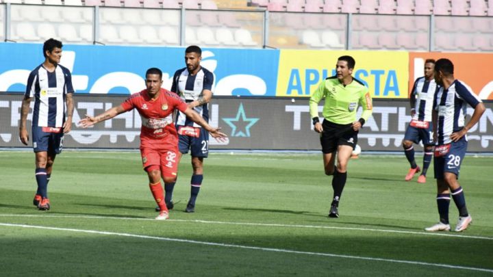 Alianza Lima desciende en Perú
