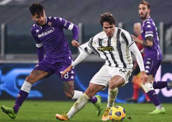 Fiorentina de Pulgar goleó a Juventus y escapó del fondo