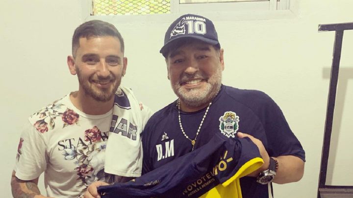 "Igual que un familiar": la pena de Cuevas al recordar la muerte de Maradona